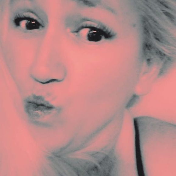 Meet your Posher, Paula - Picture 1 of 1